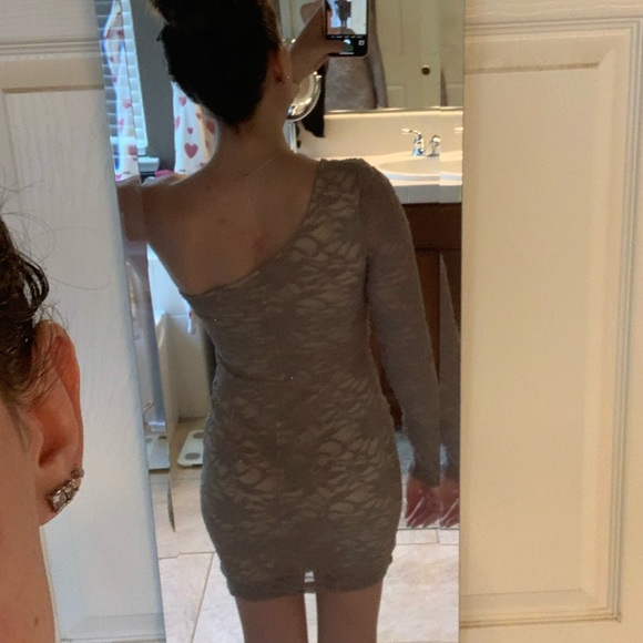 Windsor One Shoulder Long Sleeve Lace Bodycon Mini Dress - Picture 5 of 5